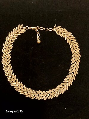 Trifari Leaf Necklace Vintage Gold Tone Costume Jewelry $165.00