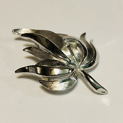 Trifari Crown Brooch Pin Silvertone Leaf Swirl Polished Textured Jewelry Vintage $14.99